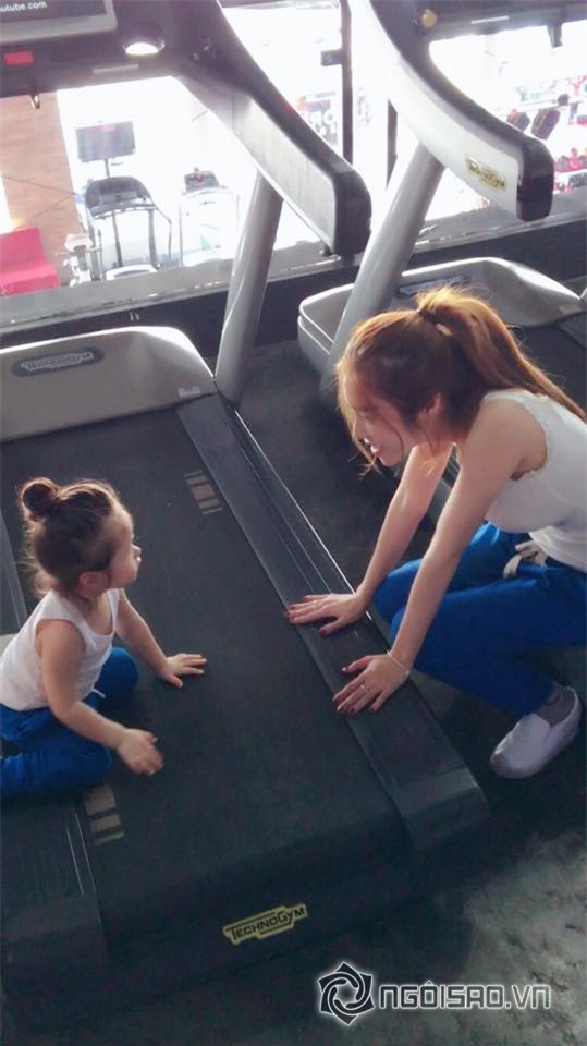 Elly Trần 4