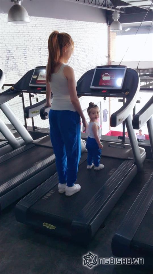 Elly Trần 6