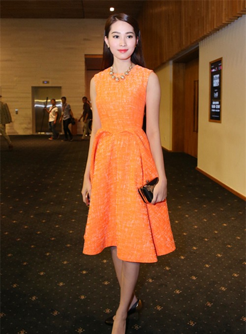 hoa hau thu thao dan dau xu huong ken da kho mac - 1