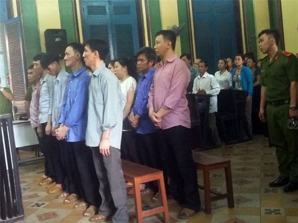 Huỳnh Thị Ngọc Dung, móc túi, gạ tình, dàn cảnh