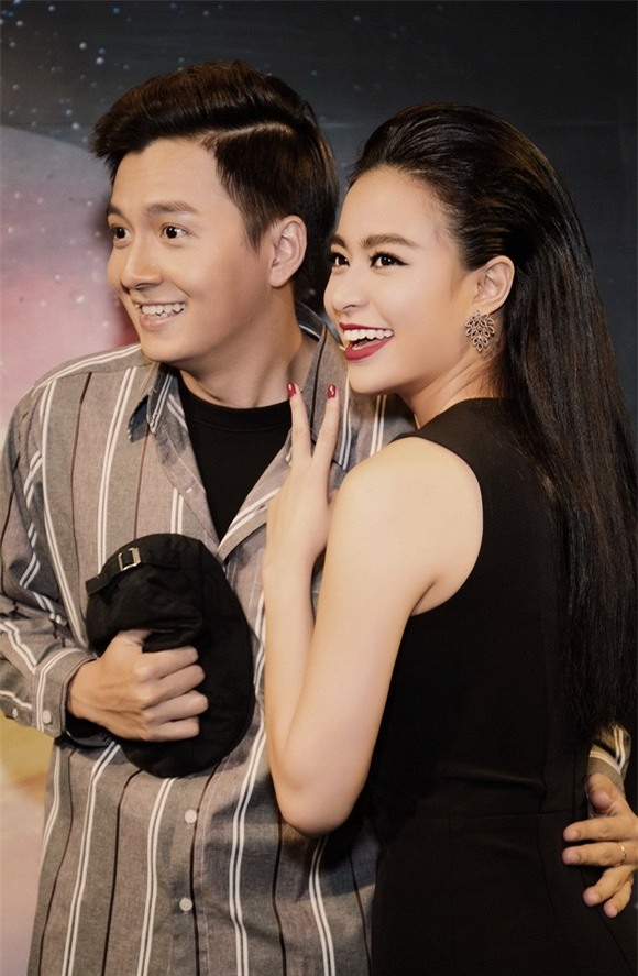 Hoàng Thùy Linh mê hoặc 2