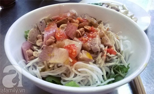 Giản dị mà khó quên như bún mắm nêm Đà Nẵng 7