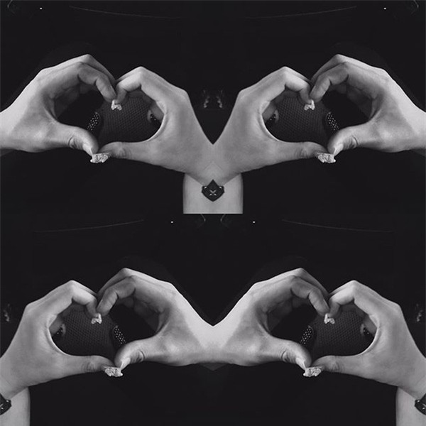 Mạc Hồng Quân và bạn gái Kỳ Hân tự dìm hàng với ảnh làm mặt xấu - Ảnh 3.