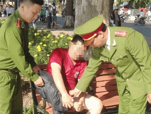 hồ Gươm, hồ Hoàn Kiếm, Tháp Rùa, chuyện lạ, cụ Rùa