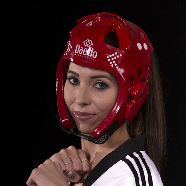 Nữ võ sĩ từng vào chung kết Hoa hậu trái đất mơ vàng ở Olympic 2016 - Ảnh 3.