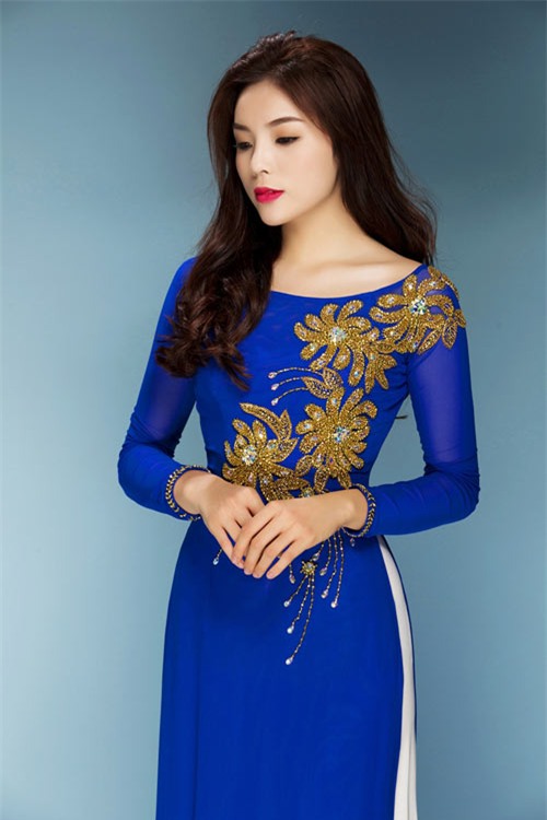 ky-duyen-diu-dang-khoe-sac-voi-ao-dai-5
