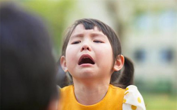 Phụ huynh, chiều con, nhịn ăn, nhịn mặc