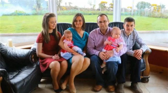 Những chuyện lạ có thật về các cặp song sinh