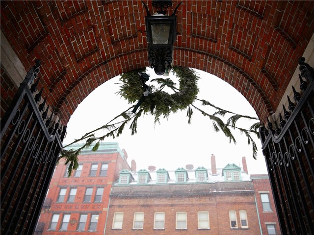 Harvard là một trong những trường tuyển sinh khắt khe nhất với tỷ lệ trúng tuyển chỉ ở mức 5,8%. Ảnh: Getty Images.