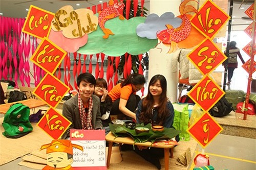 Ghé thăm chợ Tết