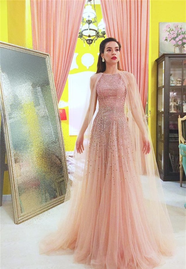 ha ho, le quyen, thu thao nuot na voi gam mau hot nhat 2016 - 2