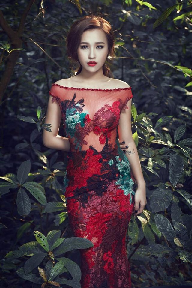 ngam than hinh sieu goi cam cua dj tit hinh anh 23