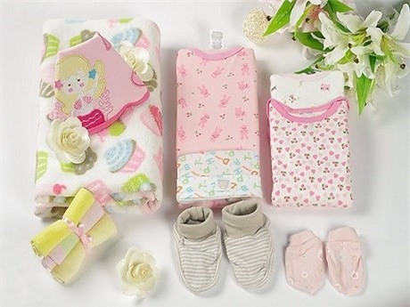 8 lưu ý giúp mẹ chăm bé nhàn tênh ngày Tết