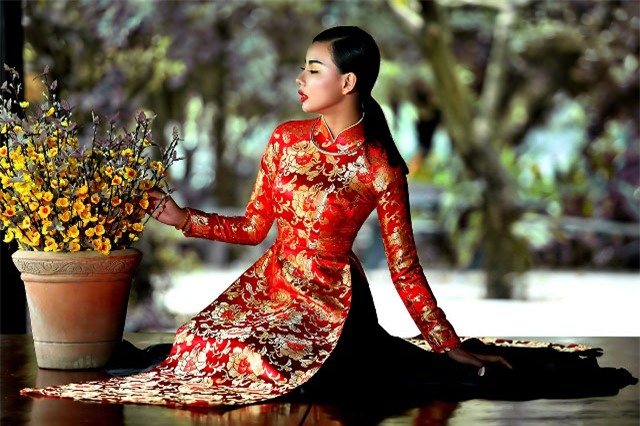 5 luu y can biet de tranh rac roi khi mac ao dai gam choi tet - 11