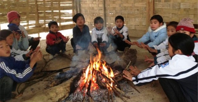 giá rét, băng tuyết, trẻ vùng cao, ‘trần truồng’, rét âm độ