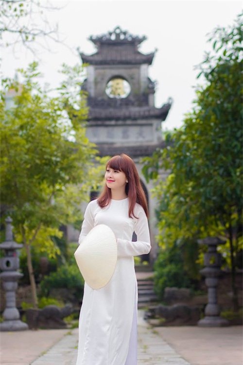 hotgirl, cô giáo, Hồng Nhung, Hưng Yên