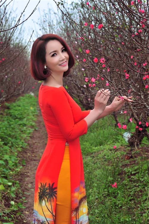 mai thu huyen khoe eo thon dang ghen ti o tuoi 37 - 2