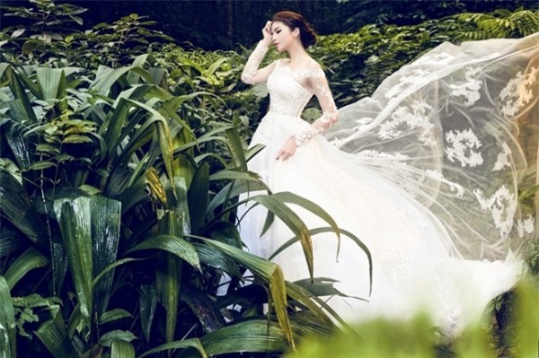 hoa-hau-ky-duyen-hoa-co-dau-mo-mang-giua-troi-gia-ret-blogtamsuvn06