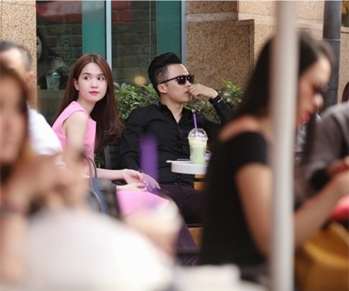 phan-ung-moi-nguoi-khi-gap-ngoc-trinh-blogtamsuvn25