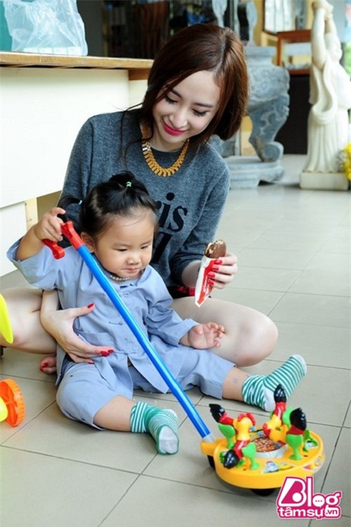 angela-phuong-trinh-dam-dang-blogtamsuvn-1