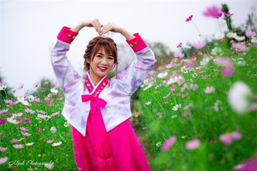 Nữ sinh Hà thành khoe sắc xuân với hanbook - ảnh 8