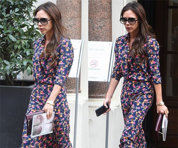 Victoria Beckham diện váy hoa 0