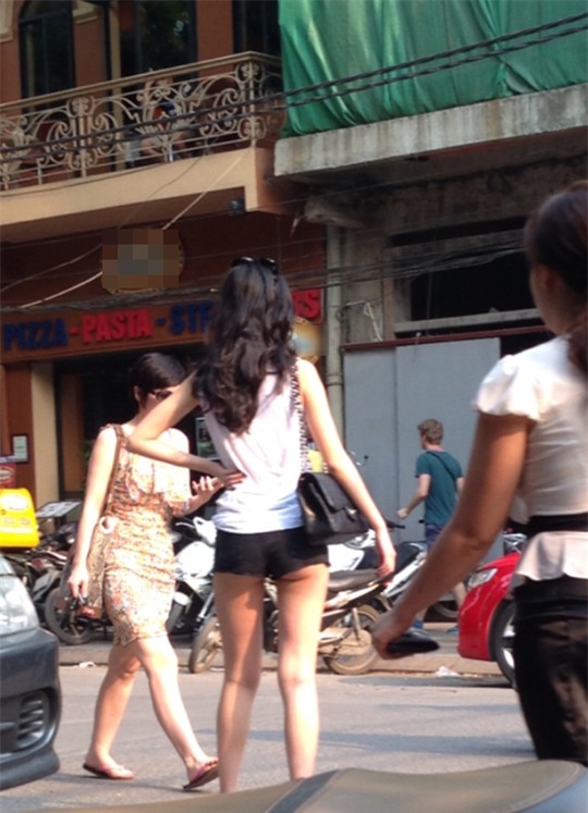 Thời trang phản cảm