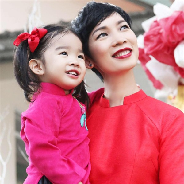 Xuân Lan: Đưa một đứa trẻ mới sinh mấy tiếng đồng hồ lên câu view là phi nhân tính - Ảnh 3.