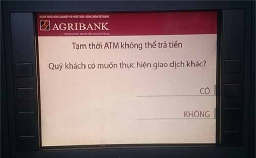 Hàng loạt máy ATM “lăn ra ốm” dịp cận Tết - 3