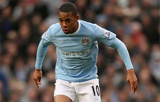 Cảnh sát bị bỏ tù vì đăng hộ chiếu của Messi