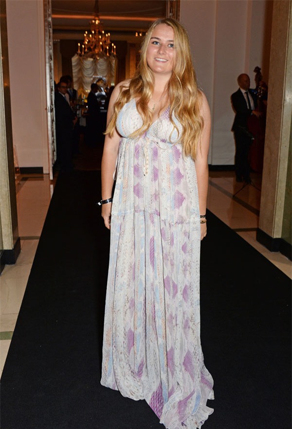 Roman Abramovich, tỷ phú, tài phiệt, Chealse, máy bay, xa xỉ, tiểu thư, hạng nhất,