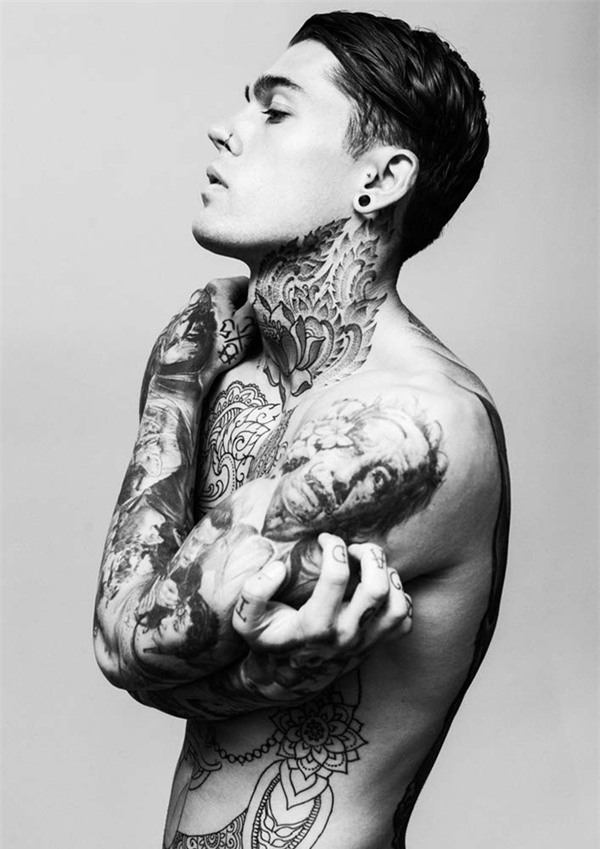 Irina Shayk chia tay tài tử Bradley Cooper để cặp kè mỹ nam xăm trổ? - Ảnh 8.