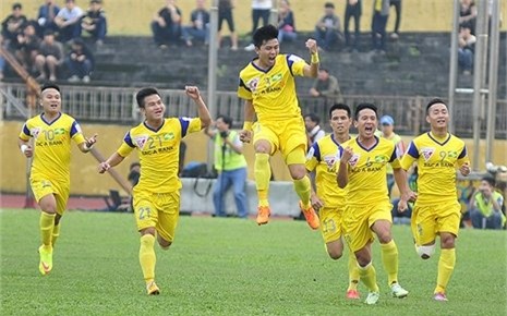 moi mua, slna danh roi ca trieu usd hinh anh 3