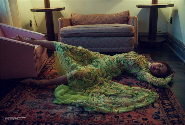 Irina Shayk, siêu mẫu, bồ cũ, Ronaldo, Real Madrid, bạc phận, WAGs, La Liga, bóng đá quốc tế