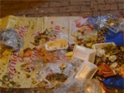 Tin tức - TP.HCM: Rác ngập ngụa sau màn pháo hoa lung linh