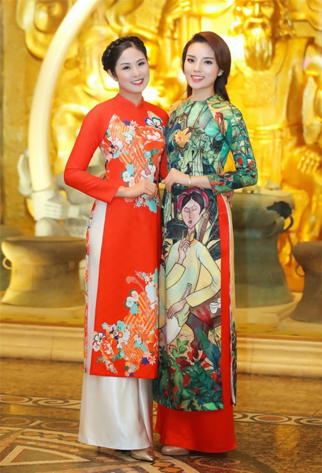 Hoa hậu Kỳ Duyên, Ngọc Hân diện áo dài duyên dáng 