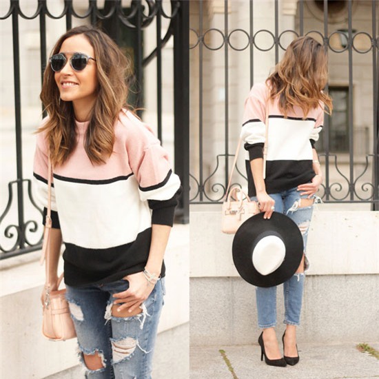 Cô gái Tây Ban Nha -&nbsp;Besugarandspice FV cá tính trong chiếc quần jeans&nbsp;rách, áo len dáng suông và phụ kiện đầy đủ.