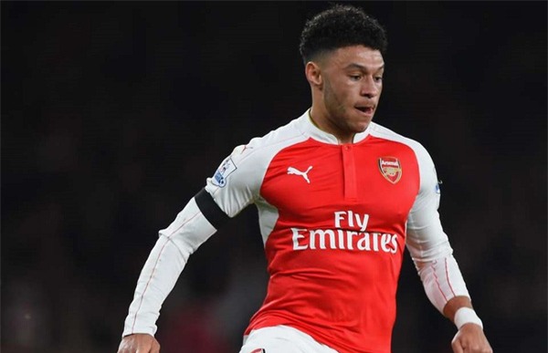 Đội hình những cầu thủ làm khổ các bình luận viên - Ảnh 6.