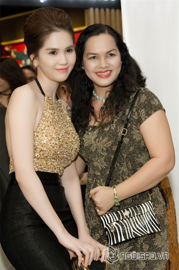 Ngọc Trinh khoe vòng eo hoàn hảo 1