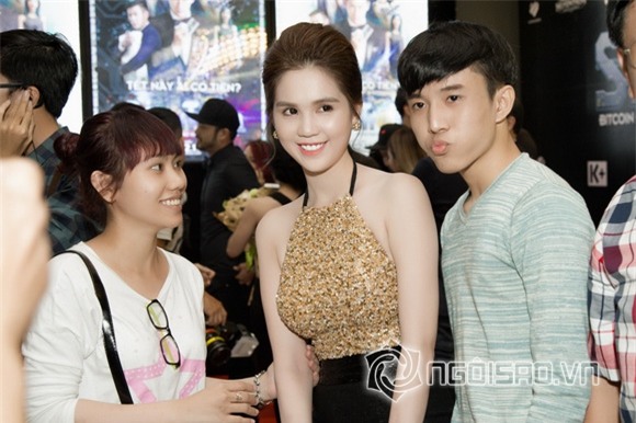 Ngọc Trinh khoe vòng eo hoàn hảo 0