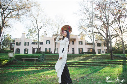 co gai viet cao 1m79 o my goi cam voi ao dai trang - 5