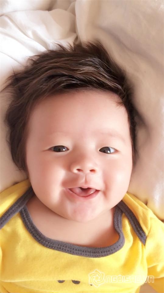 Elly Trần lên tiếng việc hình ảnh con bị đem ra so sánh 5