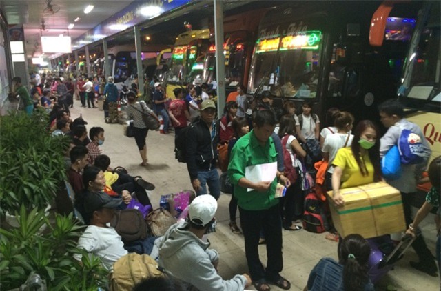 tàu xe, cuối năm, tết