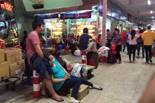 tàu xe, cuối năm, tết