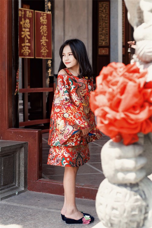 mau nhi noi tieng sai gon sieu ca tinh khi mac ao dai - 9