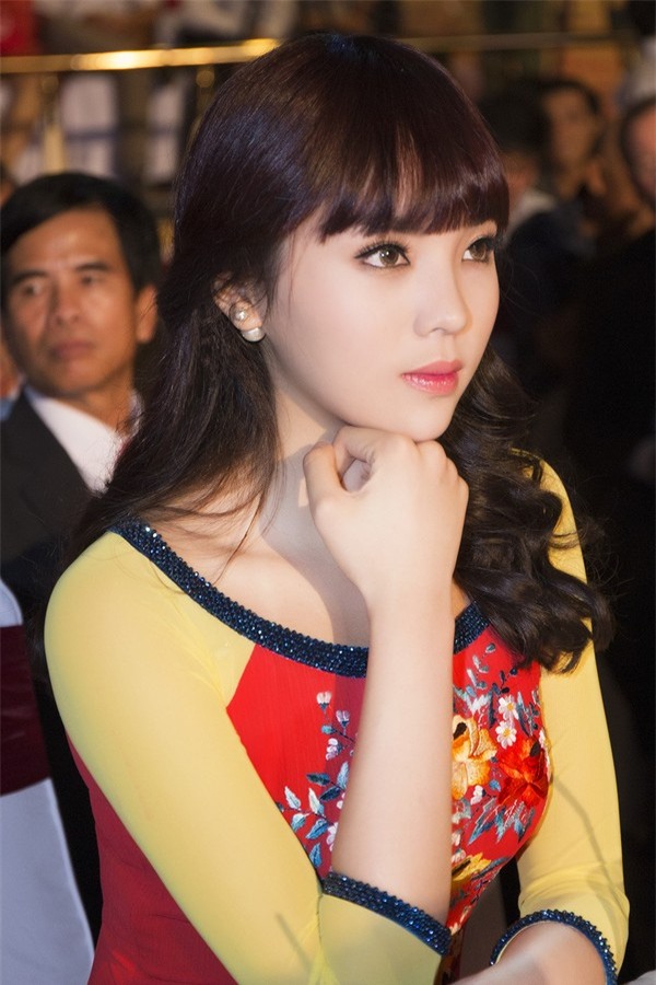 Kỳ Duyên cắt tóc