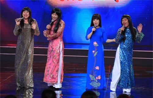 Không phải ngẫu nhiên mà nam MC thường được lựa chọn cho những vai giả gái.