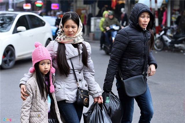 Hà Nội, Sài Gòn ngập tràn không khí Tết