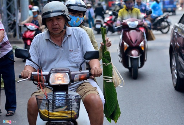 Hà Nội, Sài Gòn ngập tràn không khí Tết