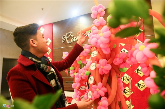 Hà Nội, Sài Gòn ngập tràn không khí Tết